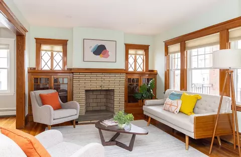 20 Hosmer St #1, Watertown, MA 02472