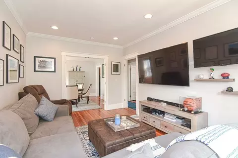 22 Buttonwood St #1, Boston, MA 02125