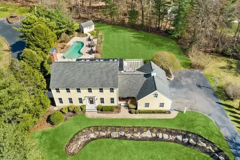 75 Amherst Ave, Bridgewater, MA 02324