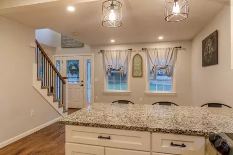 11 Laurel Dr, Ashburnham, MA 01430 photo 4