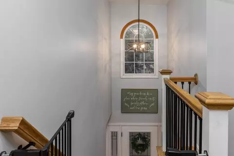 11 Laurel Dr, Ashburnham, MA 01430 photo 10