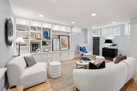 301 Shawmut #30, Boston, MA 02118