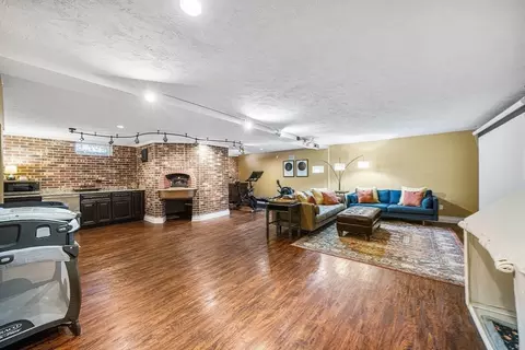 23 Landers Rd, Stoneham, MA 02180 photo 12