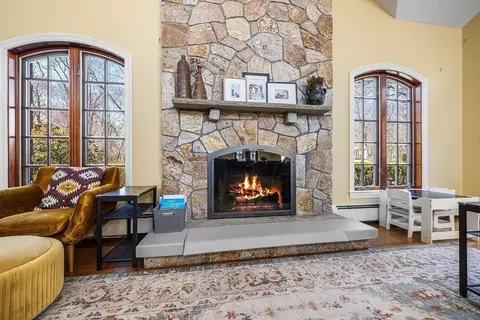 23 Landers Rd, Stoneham, MA 02180