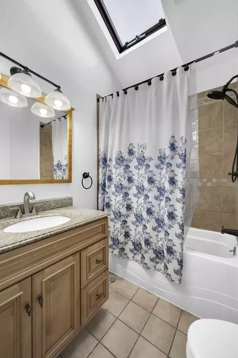 69 Eureka St, Worcester, MA 01603 photo 31