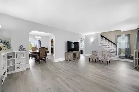 69 Eureka St, Worcester, MA 01603 photo 20