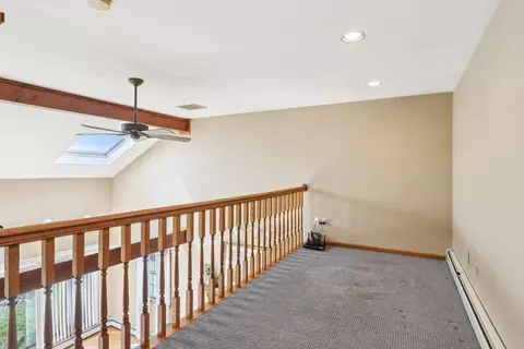 Entry Way - 10 Grace Rd, Danvers, MA 01923 photo 3 of 3