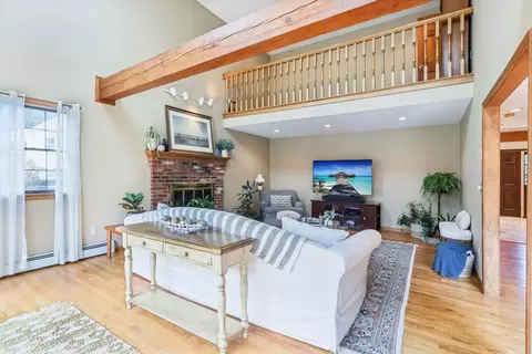 Living - 10 Grace Rd, Danvers, MA 01923 photo 2 of 3