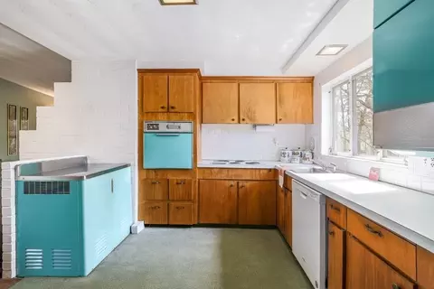 617 Edgell Rd, Framingham, MA 01701 photo 9