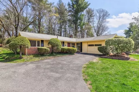 617 Edgell Rd, Framingham, MA 01701