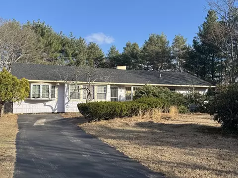 45 Greenwood Rd, Sudbury, MA 01776
