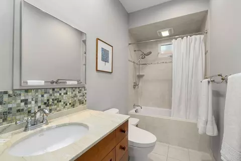 1807 Beacon St #3, Brookline, MA 02445 photo 9