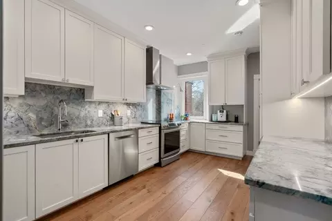 1807 Beacon St #3, Brookline, MA 02445 photo 4
