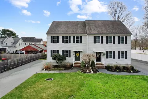 12 Pinckney St #A, Taunton, MA 02780
