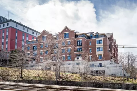 1501 Commonwealth Ave #PH6, Brighton, MA 02135
