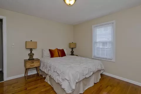23 Mary St, Springfield, MA 01118 photo 25