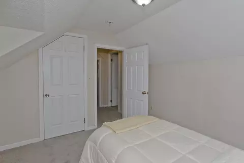 23 Mary St, Springfield, MA 01118 photo 21
