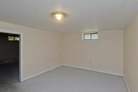 23 Mary St, Springfield, MA 01118 photo 14