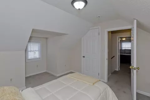 23 Mary St, Springfield, MA 01118 photo 20