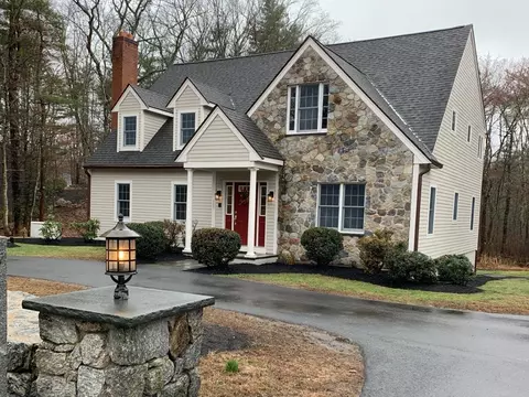 307 York St, Canton, MA 02021