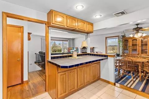 2440 County St, Dighton, MA 02715 photo 8