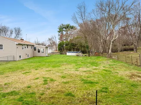 2440 County St, Dighton, MA 02715 photo 27