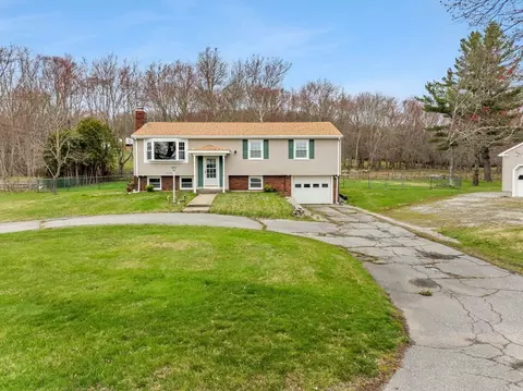 2440 County St, Dighton, MA 02715 photo 2