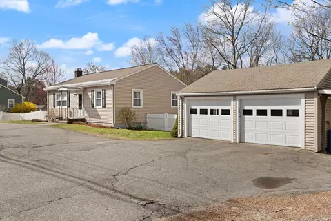 178 Elm St, North Reading, MA 01864
