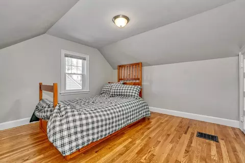 Bedroom - 28 Beacon St, Dedham, MA 02026 photo 4 of 6