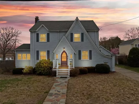 6 Tower Ave, Needham, MA 02494 photo 2