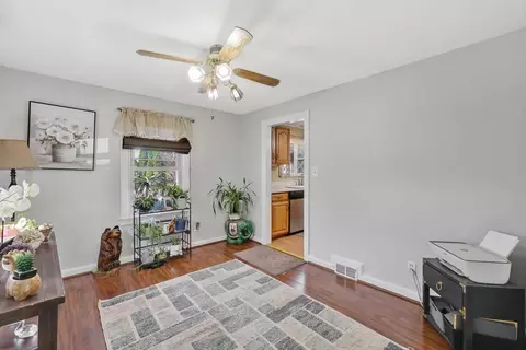 68 Harmon Ave, Springfield, MA 01118 photo 8