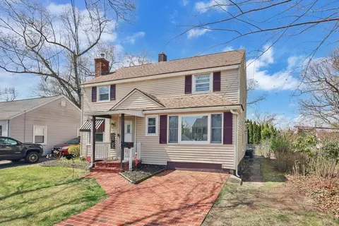 68 Harmon Ave, Springfield, MA 01118 photo 2