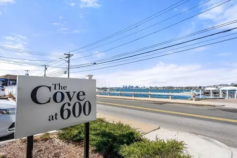 600 Shirley St #16, Winthrop, MA 02152