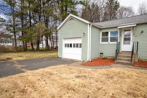65 E Myrtle St, Orange, MA 01364 photo 8
