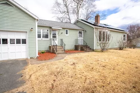 65 E Myrtle St, Orange, MA 01364 photo 6