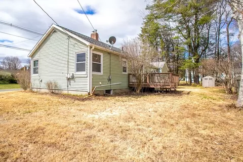 65 E Myrtle St, Orange, MA 01364 photo 9