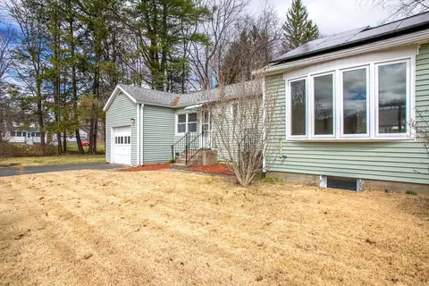 65 E Myrtle St, Orange, MA 01364 photo 5