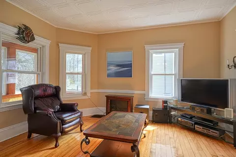 3 Bent Ave, Maynard, MA 01754 photo 6