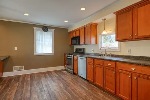 3 Bent Ave, Maynard, MA 01754 photo 13