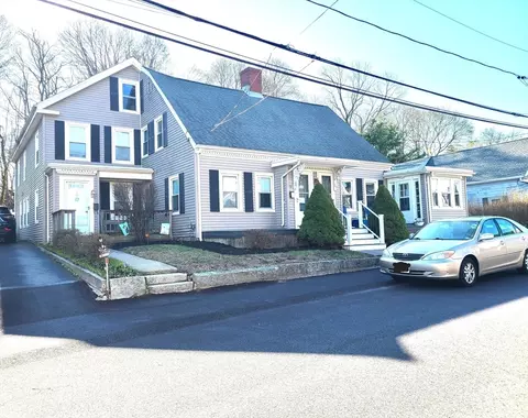 22 School St, Weymouth, MA 02189