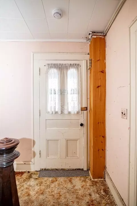 21 Park St, Webster, MA 01570 photo 8