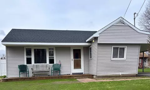15 Boston St, Uxbridge, MA 01569