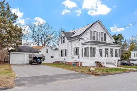 16 Robillard St, Gardner, MA 01440