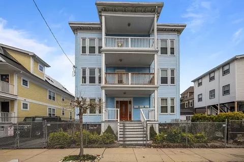 16 Roxton St, Boston, MA 02121