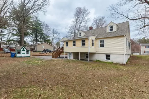 Exterior - 31 Observer St, Springfield, MA 01104 photo 4 of 5