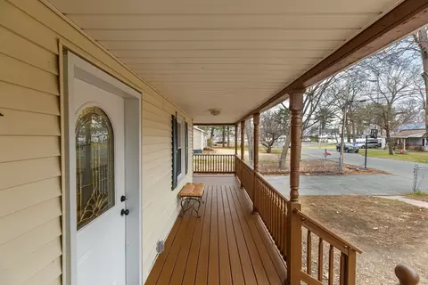 Exterior - 31 Observer St, Springfield, MA 01104 photo 1 of 5