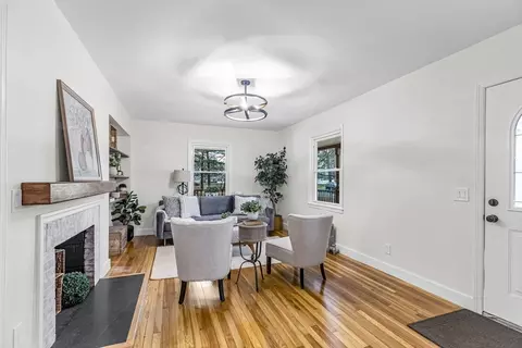 Living - 31 Observer St, Springfield, MA 01104 photo 2 of 2