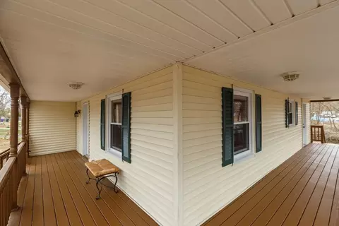 Exterior - 31 Observer St, Springfield, MA 01104 photo 2 of 5