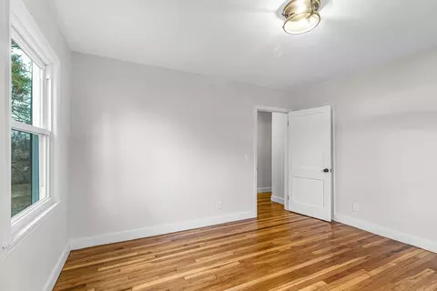 Bedroom - 31 Observer St, Springfield, MA 01104 photo 4 of 9