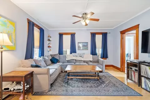 19 Knox St, Worcester, MA 01603 photo 14